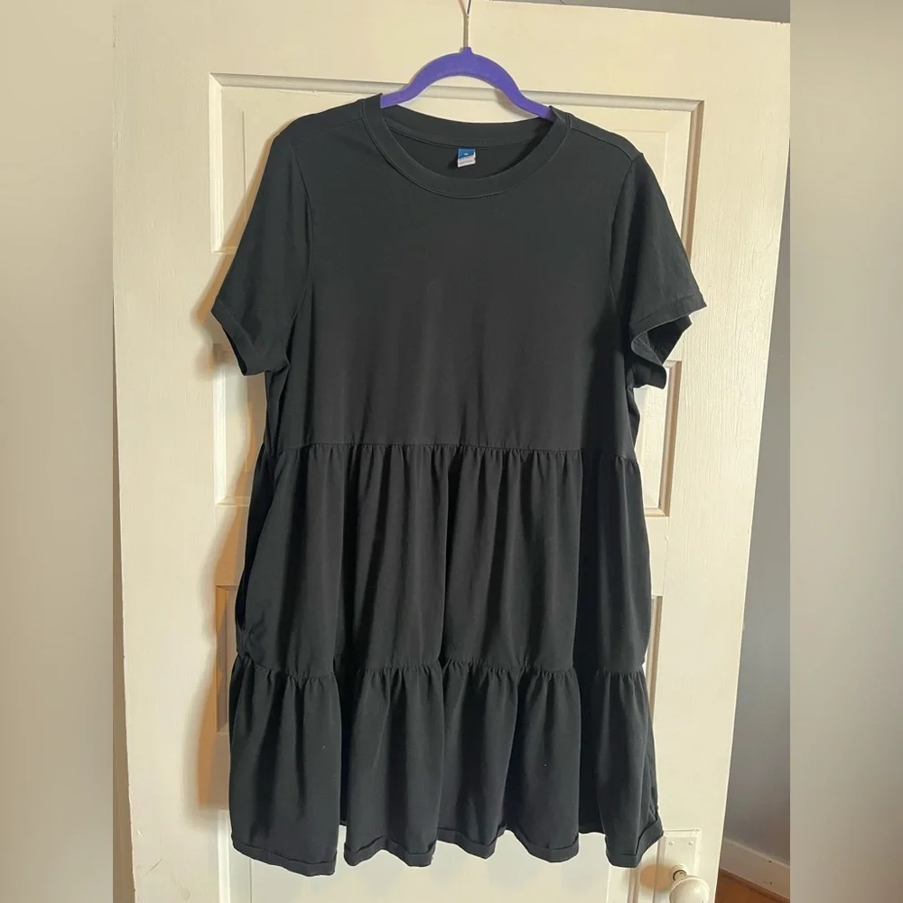 Old Navy Black Tiered Dress size XL - Picture 1 of 3